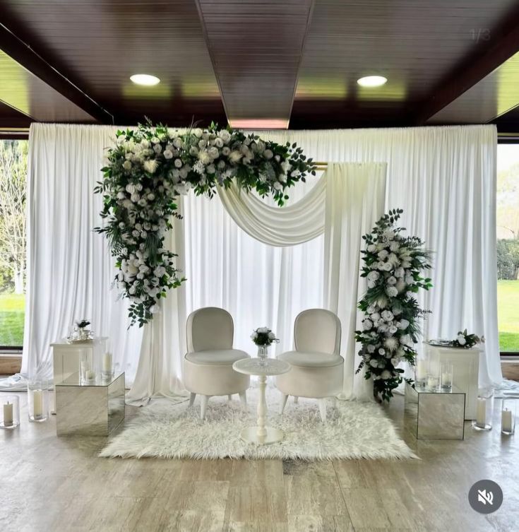 White Elegance 1
